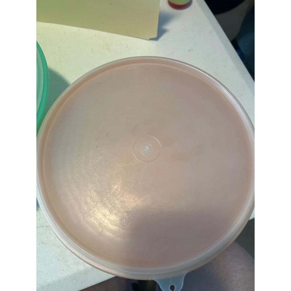 Vintage Tupperware Wonderlier Nesting Bowls Set of 3 Pastel Yellow Peach Green